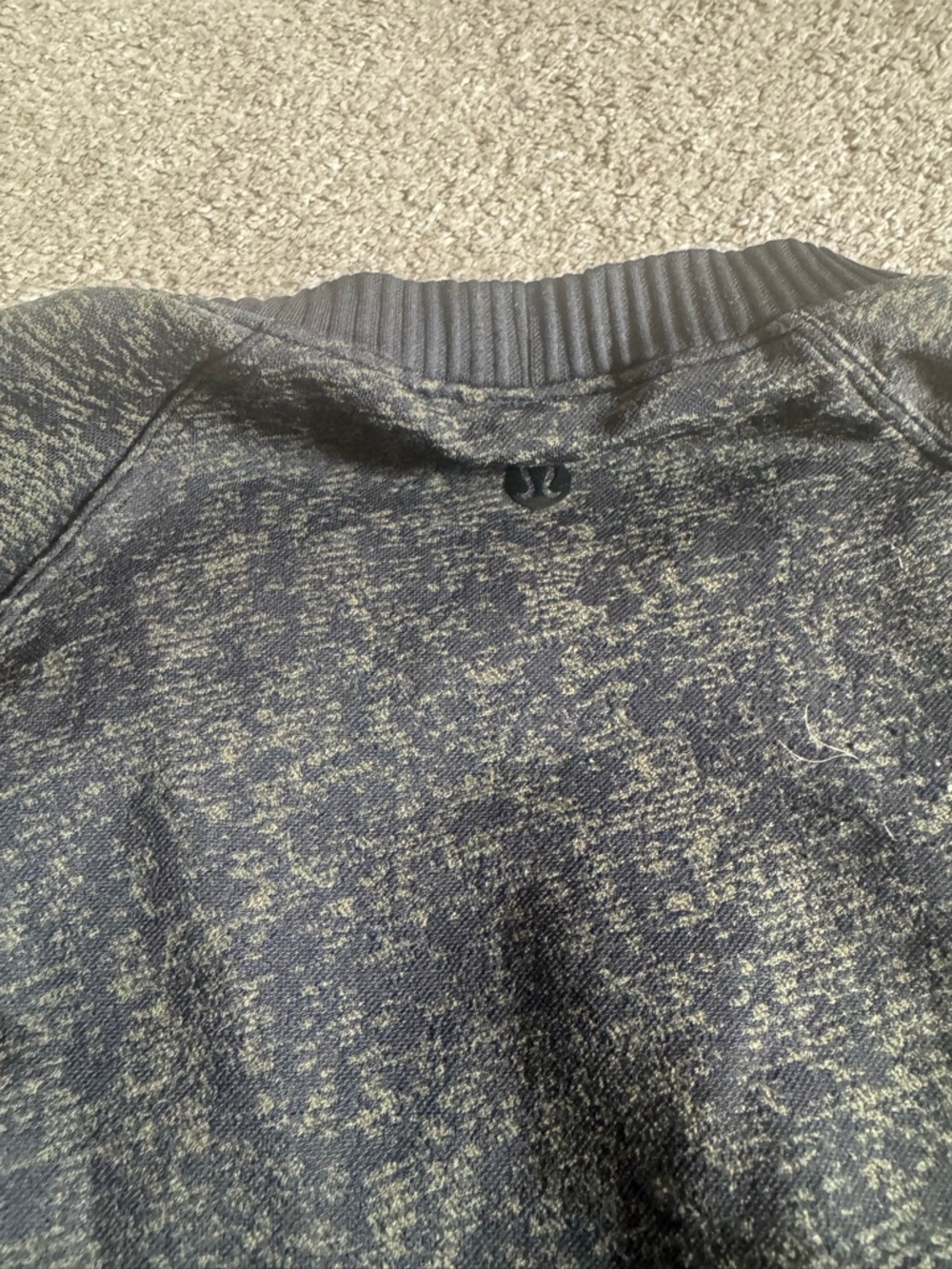 Lululemon rest less pullover - Picture 5 of 5
